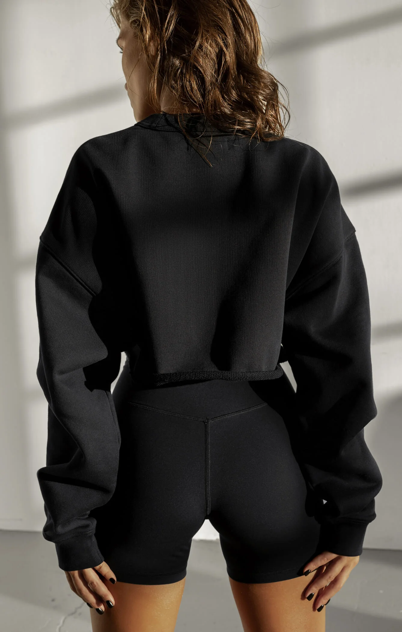 THE SWEAT™ CROPPED CREW - BLACK
