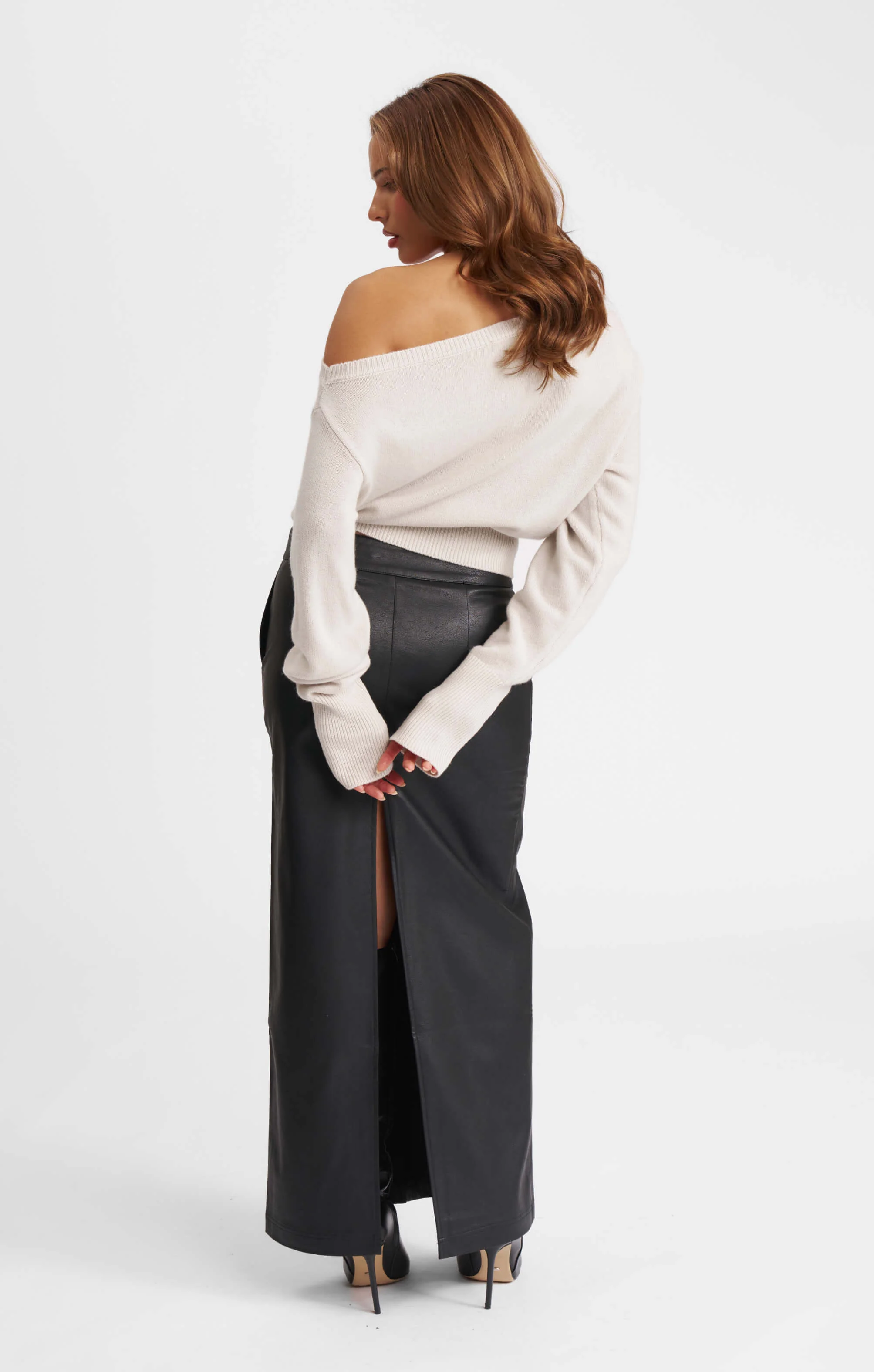 THE OFF-SHOULDER KNIT - BONE - Image 4